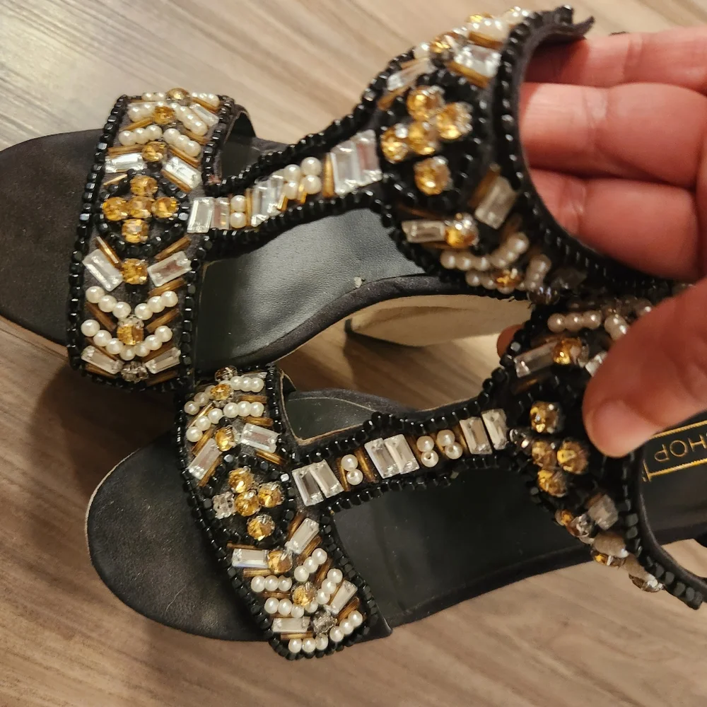 Topshop bejeweled platform heels size 6.5